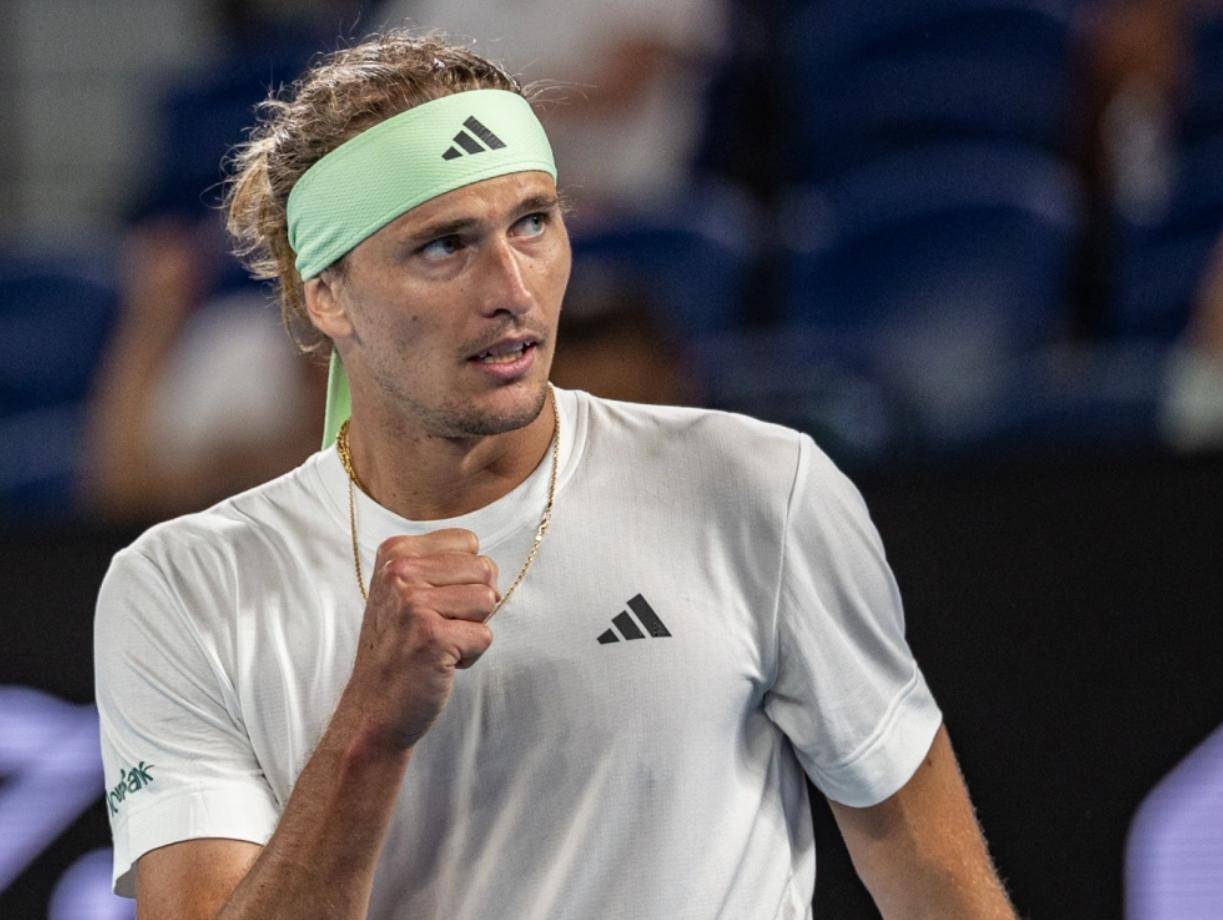 拉沃尔杯翻盘ATP总决赛,兹维列夫高光表现 拉沃尔杯翻盘ATP总决赛,兹维列夫高光表现