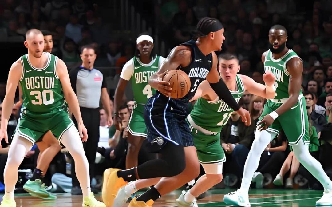 太阳横扫魔术,塔图姆带队取胜 太阳横扫魔术,塔图姆带队取胜