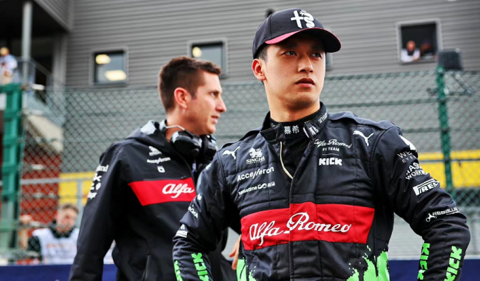 迈凯伦碾压红牛车队,周冠宇刷新纪录 迈凯伦碾压红牛车队,周冠宇刷新纪录