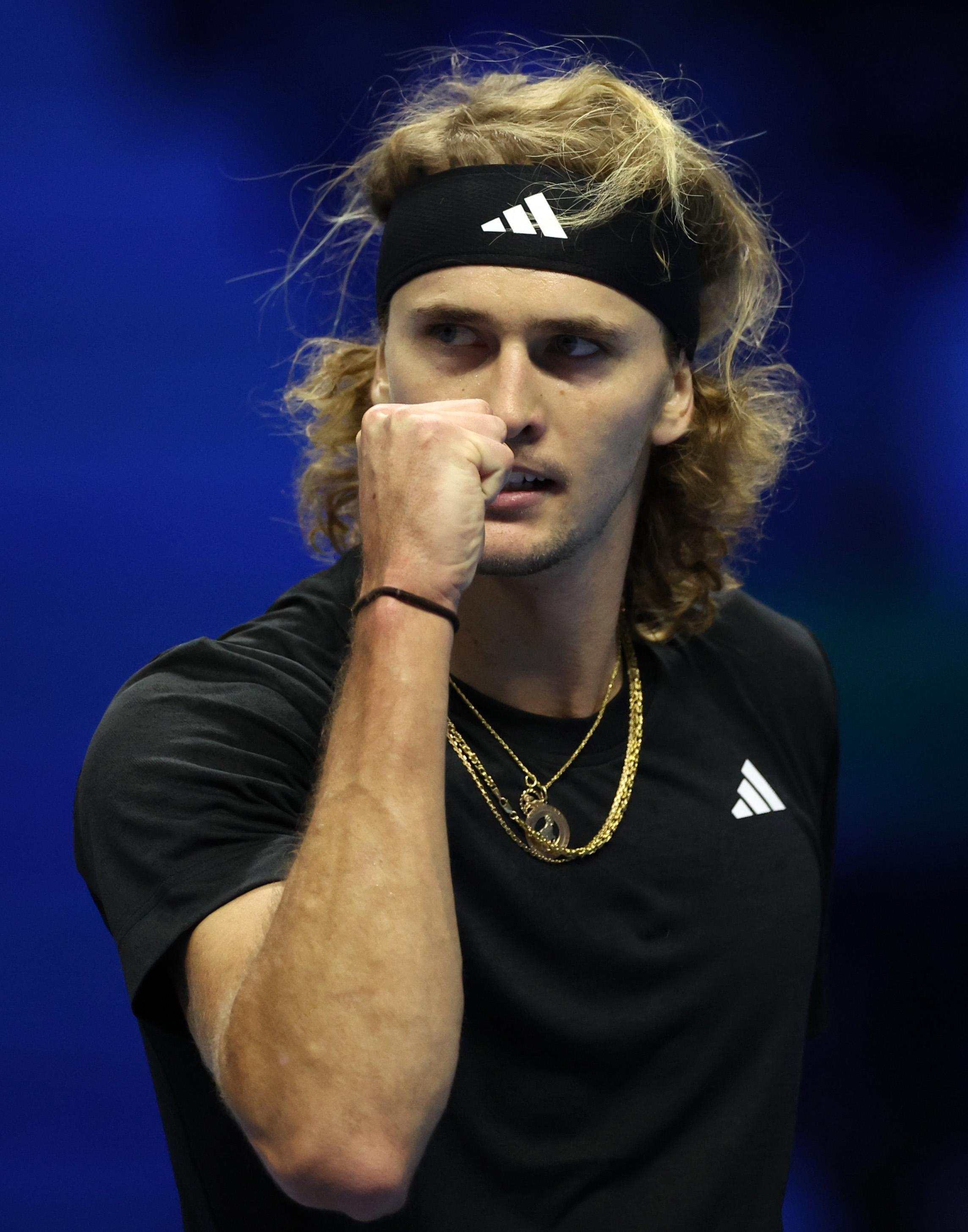 拉沃尔杯完胜ATP总决赛,梅德韦杰夫统治全场 拉沃尔杯完胜ATP总决赛,梅德韦杰夫统治全场