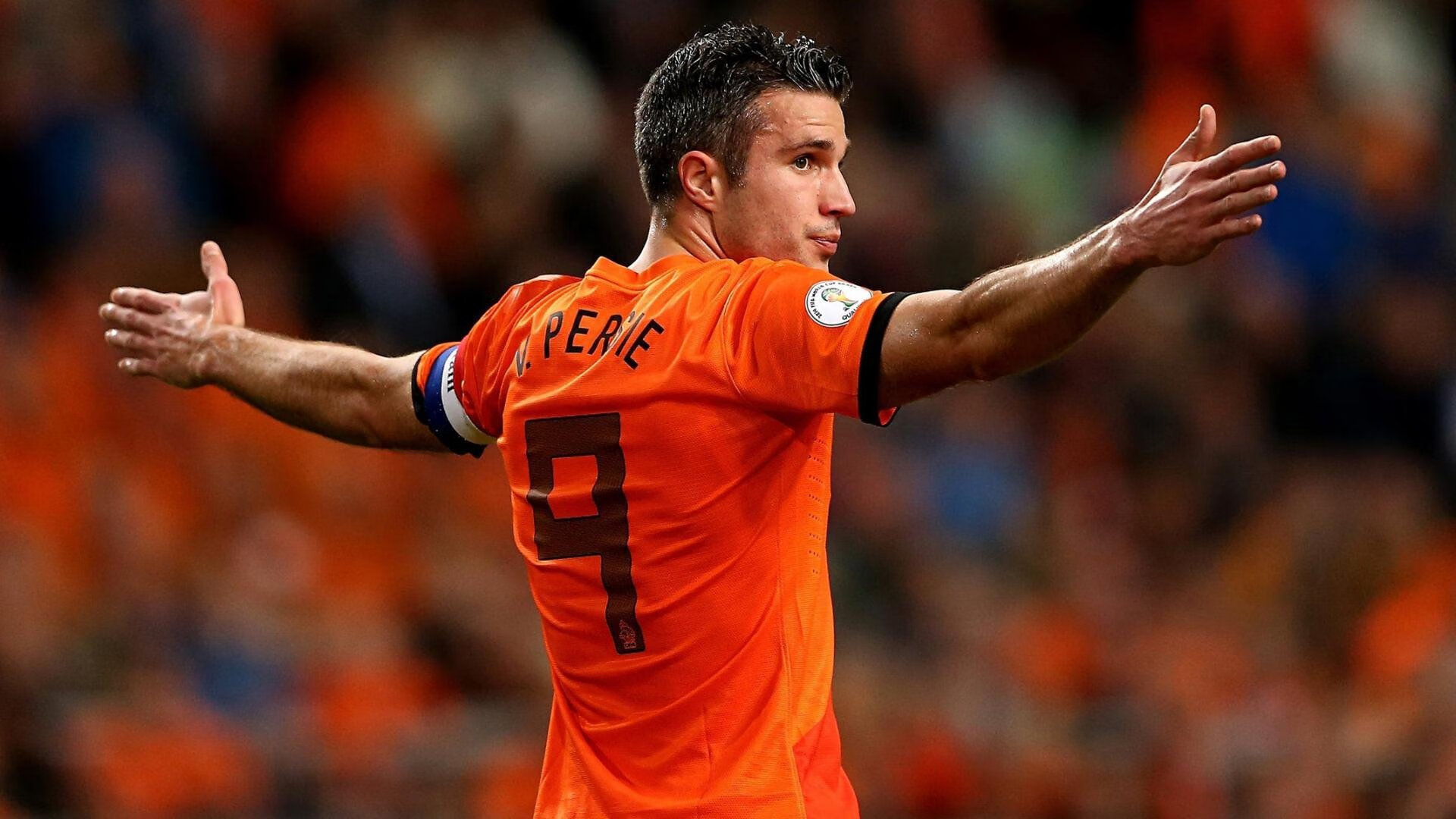 冰岛对阵亚特兰大，当北欧铁壁锁死南欧利刃，伊萨克如何定义防守艺术？