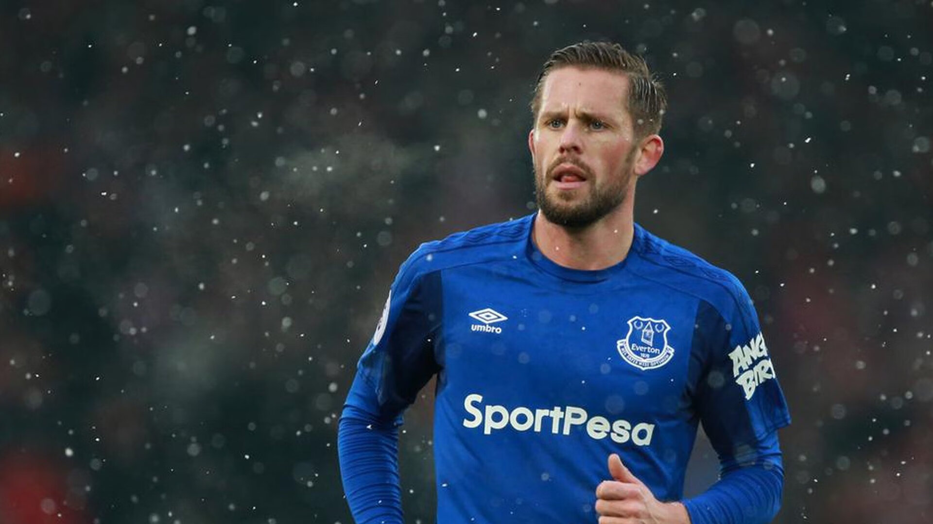 澳大利亚冲垮阿森纳，奥利维耶成为关键先生